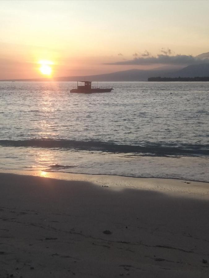 Family Bungalow Gili Meno Εξωτερικό φωτογραφία