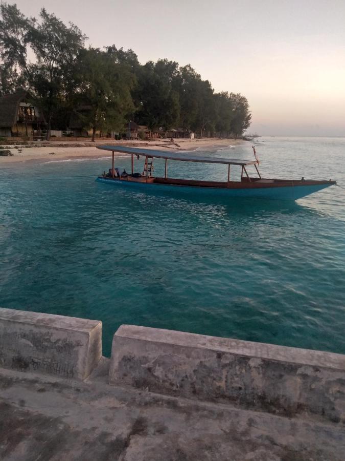 Family Bungalow Gili Meno Εξωτερικό φωτογραφία